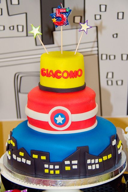 Super Heroes Birthday Party Cake