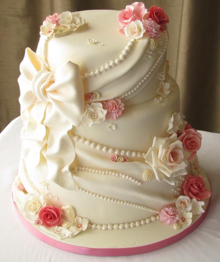 Beautiful Wedding Cake