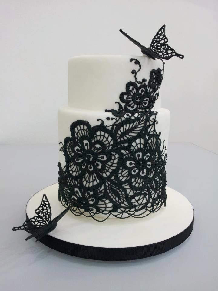 Black and Gold Elegant Birthday Cakes