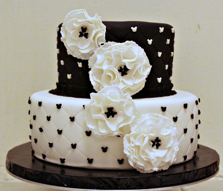 Black and White Mickey Mouse Cake