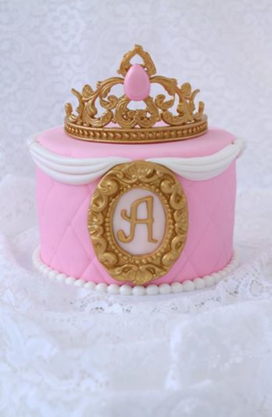 Cake with Princess Crown