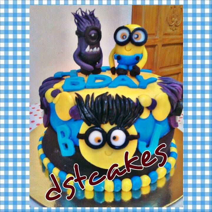 Minion Birthday Cake