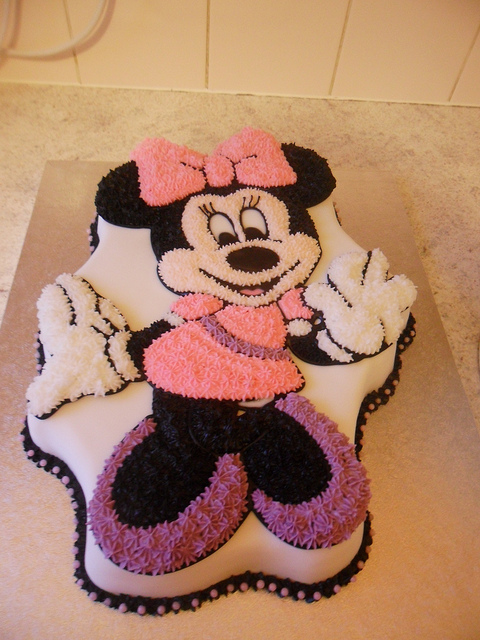 Minnie Mouse 2nd Birthday Cake