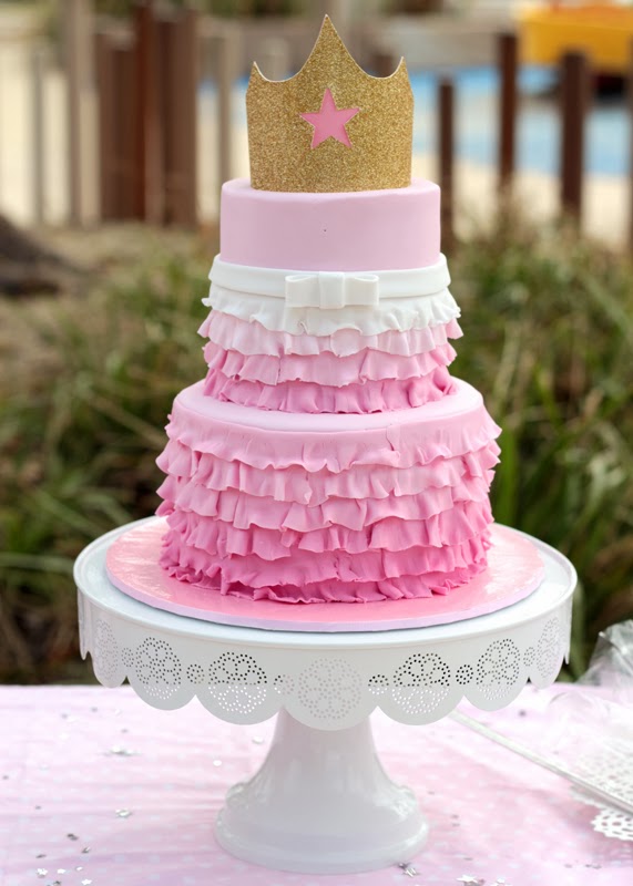 12 Photos of Princess First Birthday Cakes