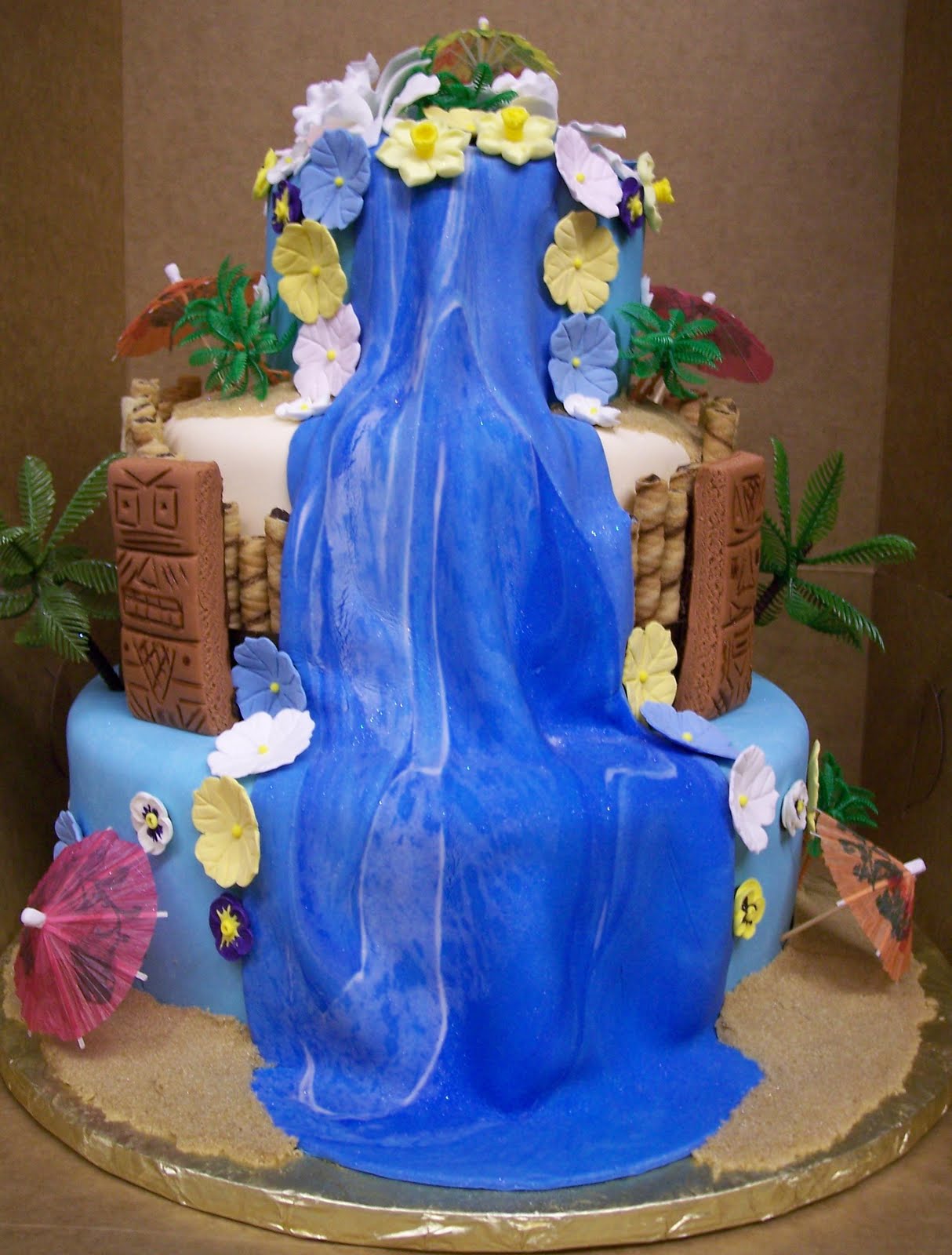 Tiki Cakes with Waterfalls