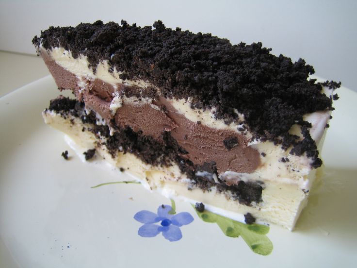 Carvel Ice Cream Cake