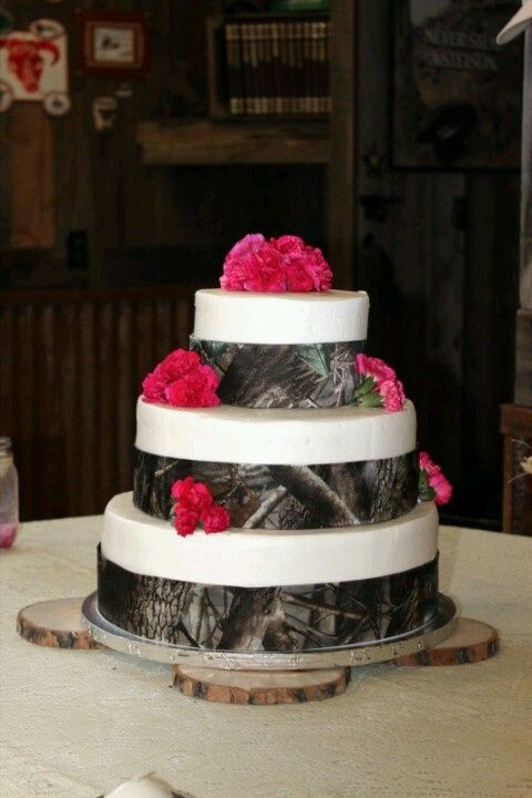 12 Hot Pink Camo Wedding Cakes Photo Country Camo Wedding Cake