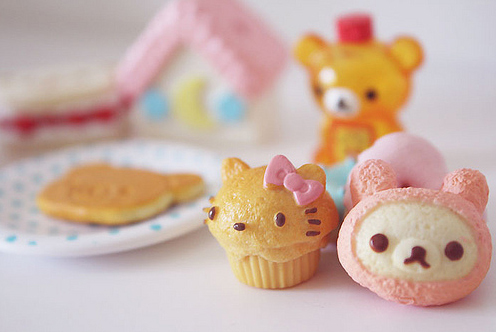 Cute Hello Kitty Cupcakes