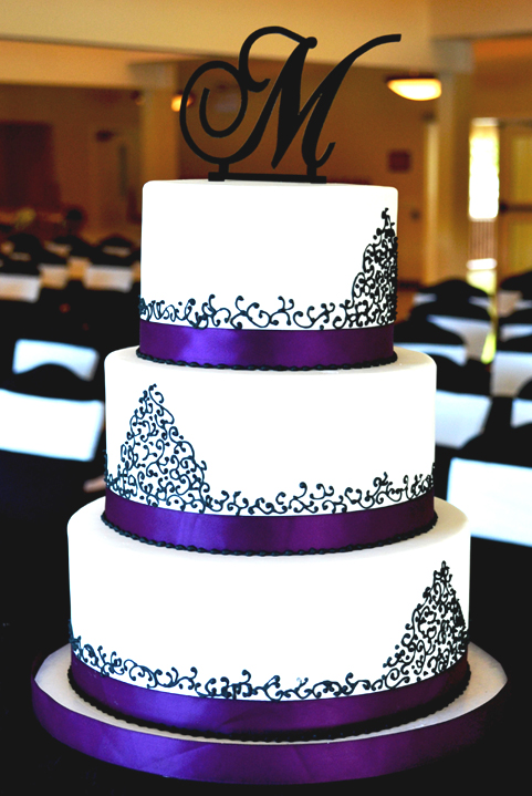 Elegant Purple Wedding Cake