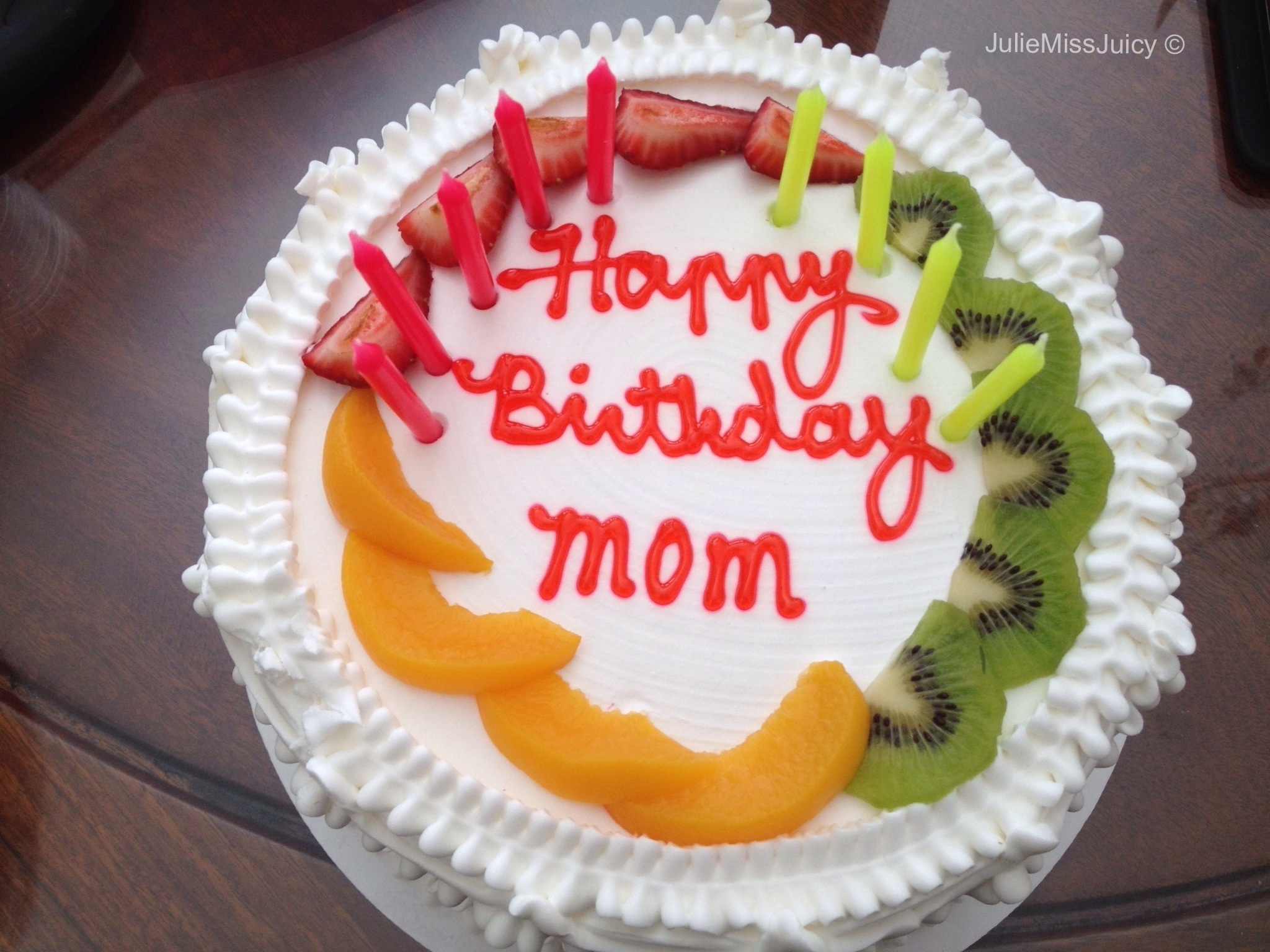 Happy Birthday Mom Cake