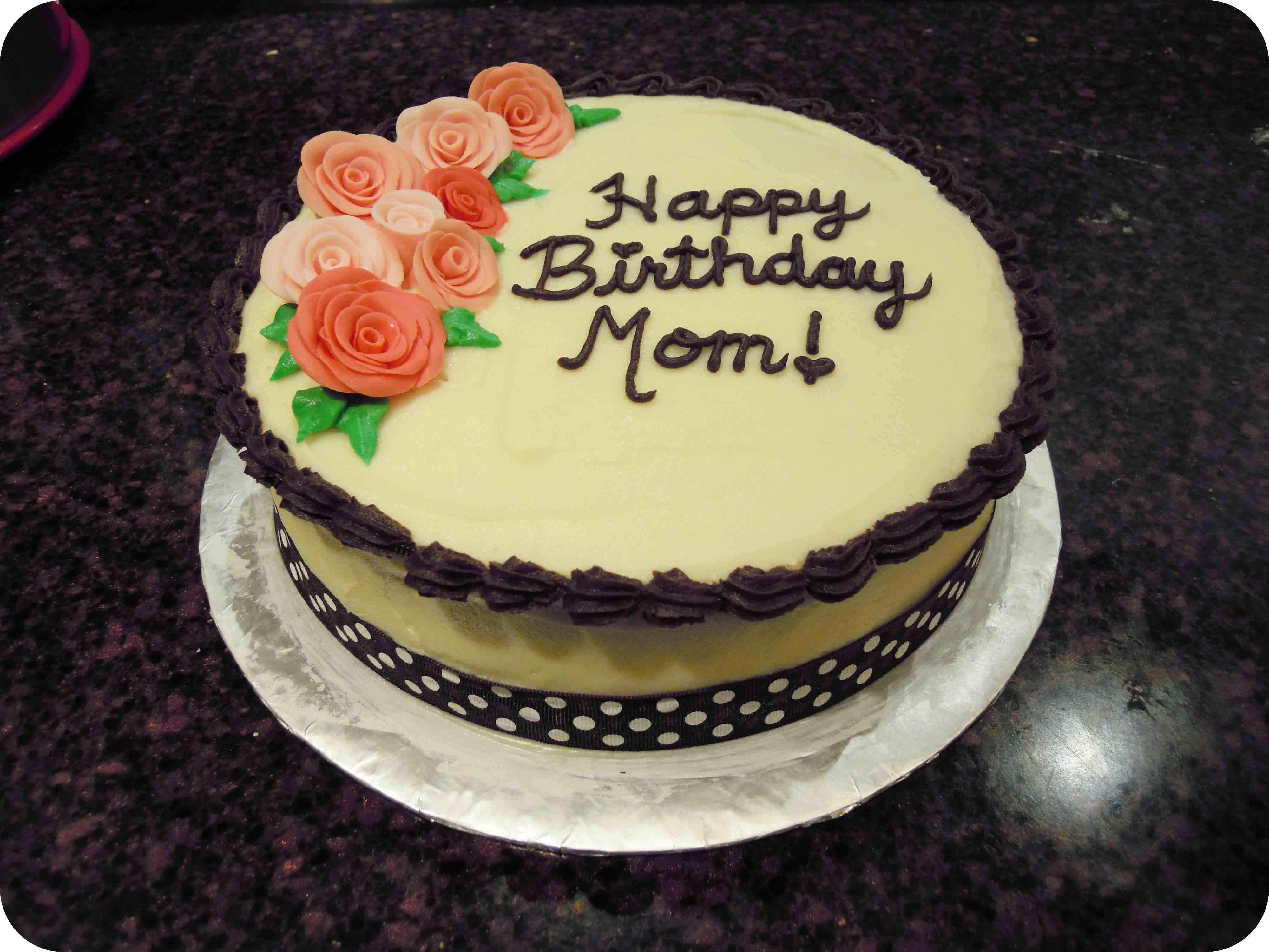 Happy Birthday Mom Cake