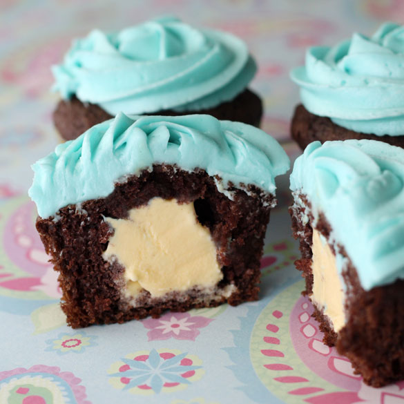 11 Photos of Inside Cupcakes For Flavored Creams