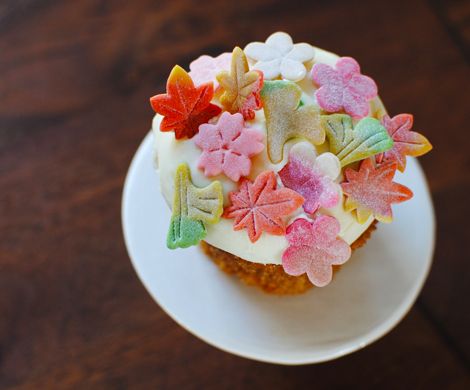 Japanese Flower Cupcakes