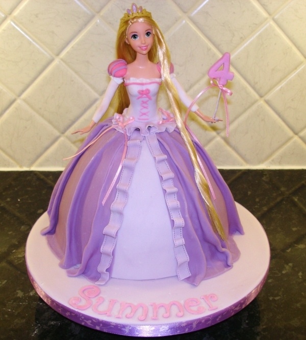 Rapunzel Cake