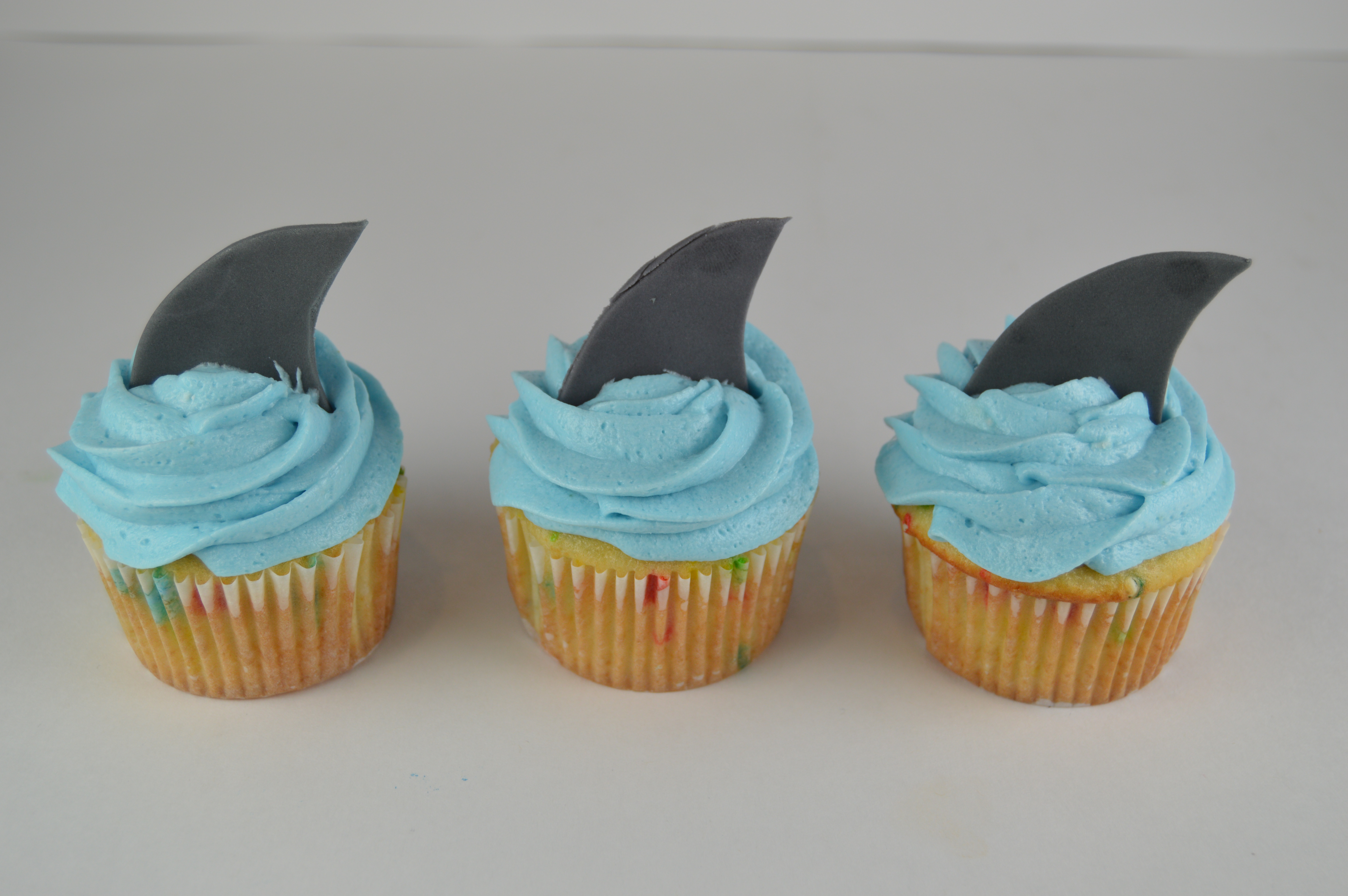 Shark Fin Cupcakes