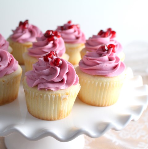 White Cupcake with Buttercream