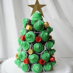 Christmas Tree Mini Cupcakes