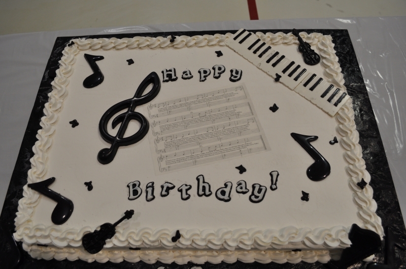 Happy Birthday Music Cake