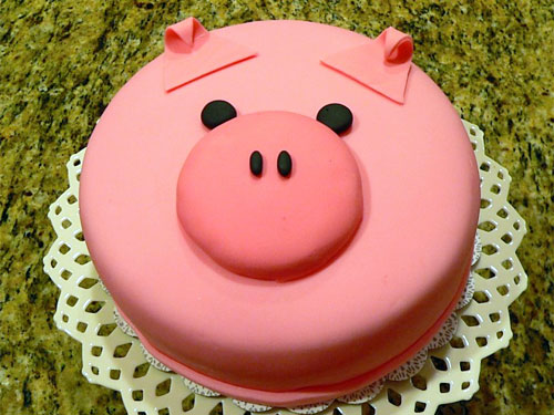 Happy Birthday Pig Cake