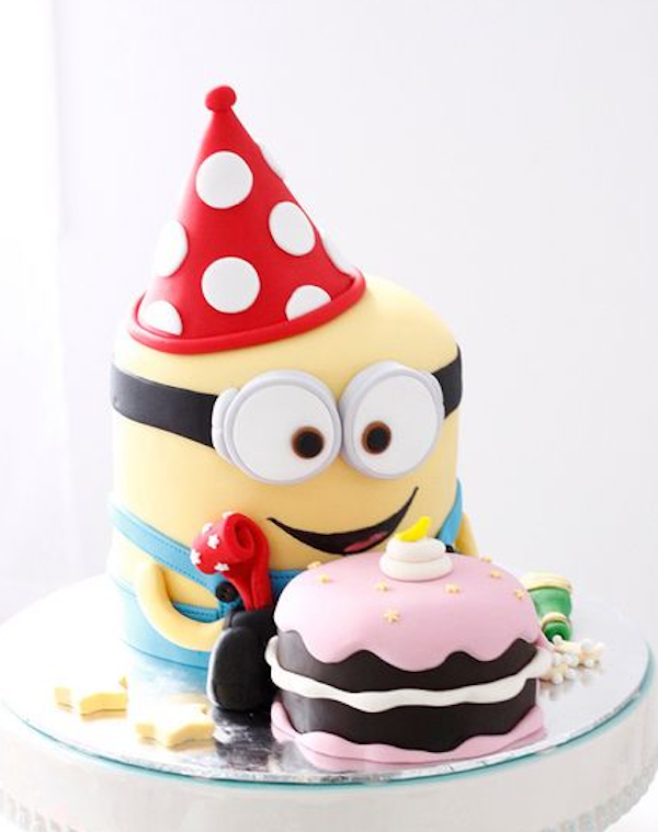 Minion Birthday Cake