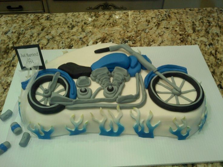 Motorcycle Grooms Cake