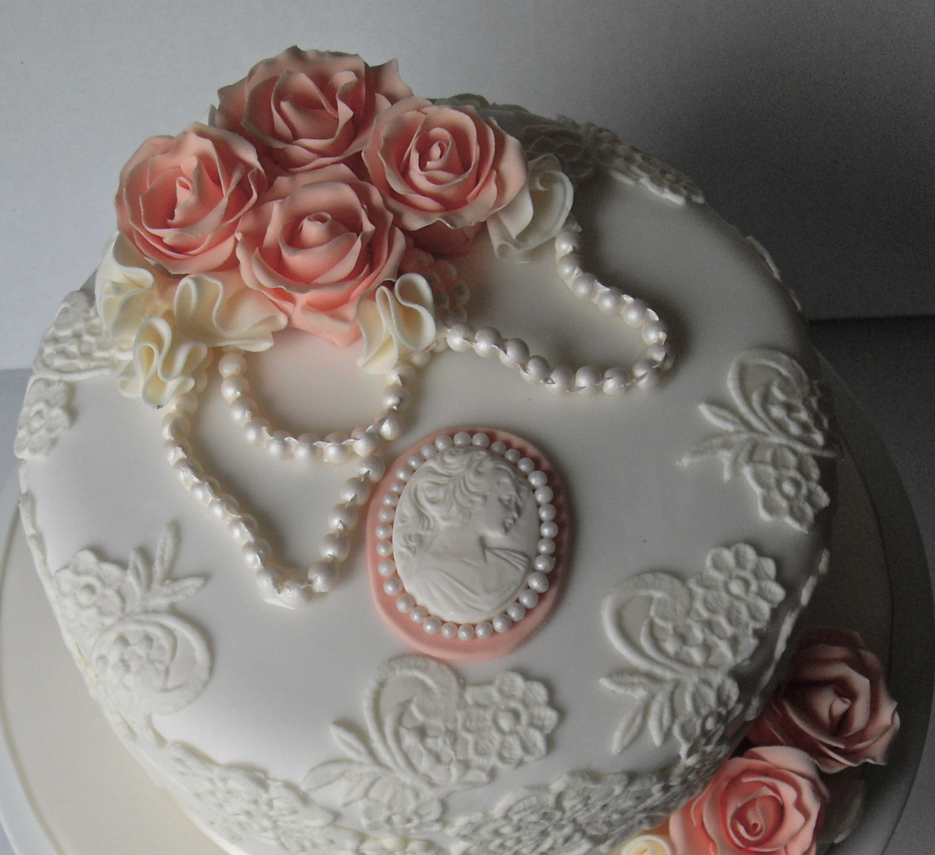 Vintage and Elegant Birthday Cake