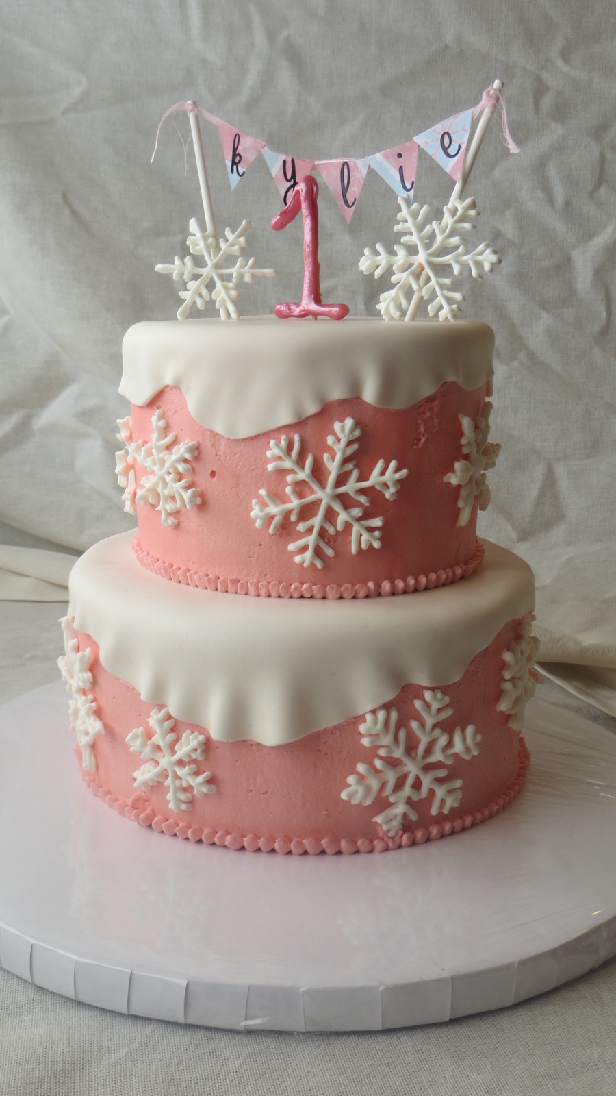 Winter ONEderland Birthday Cake Ideas