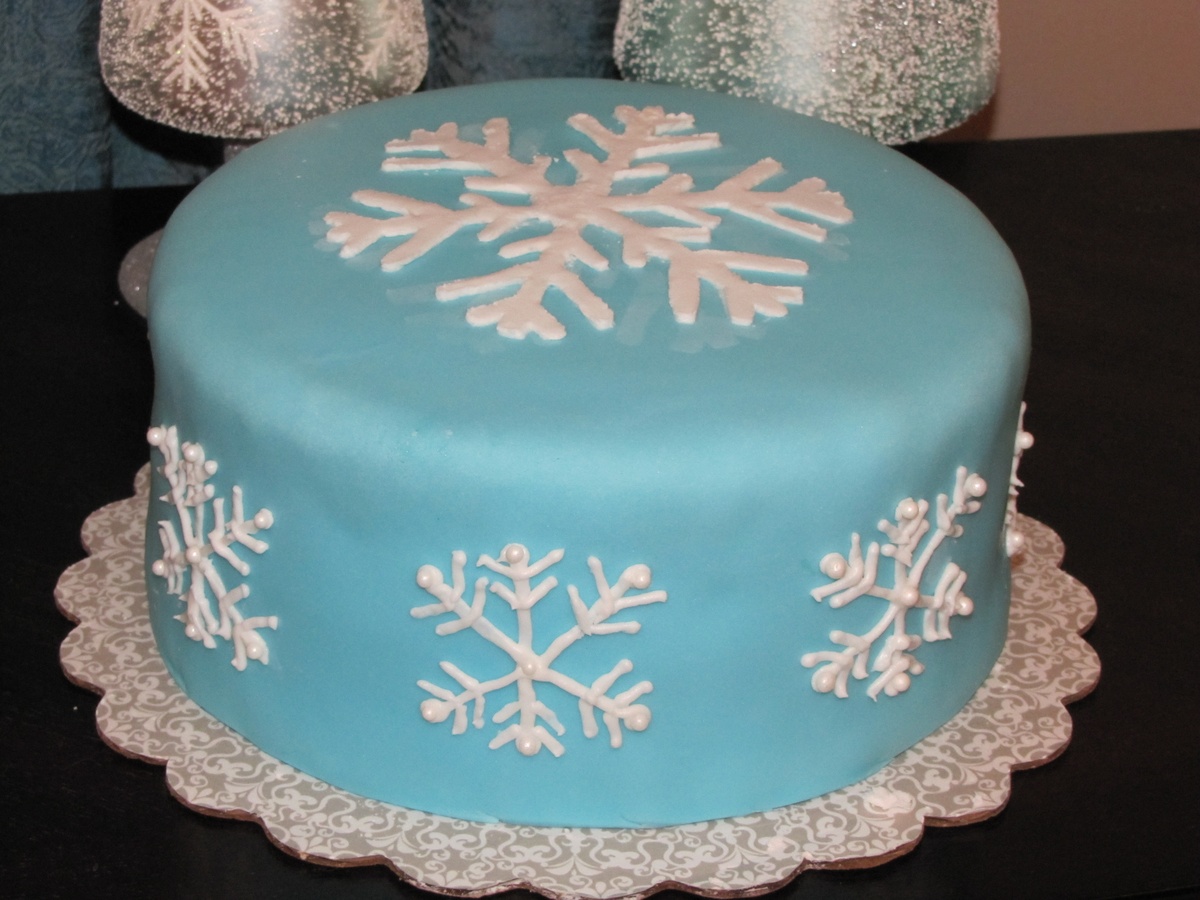 Winter Snowflake Birthday Cake