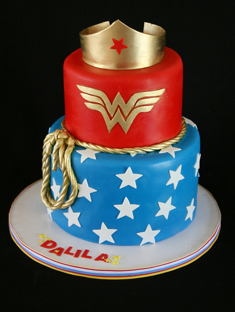 Wonder Woman Cake