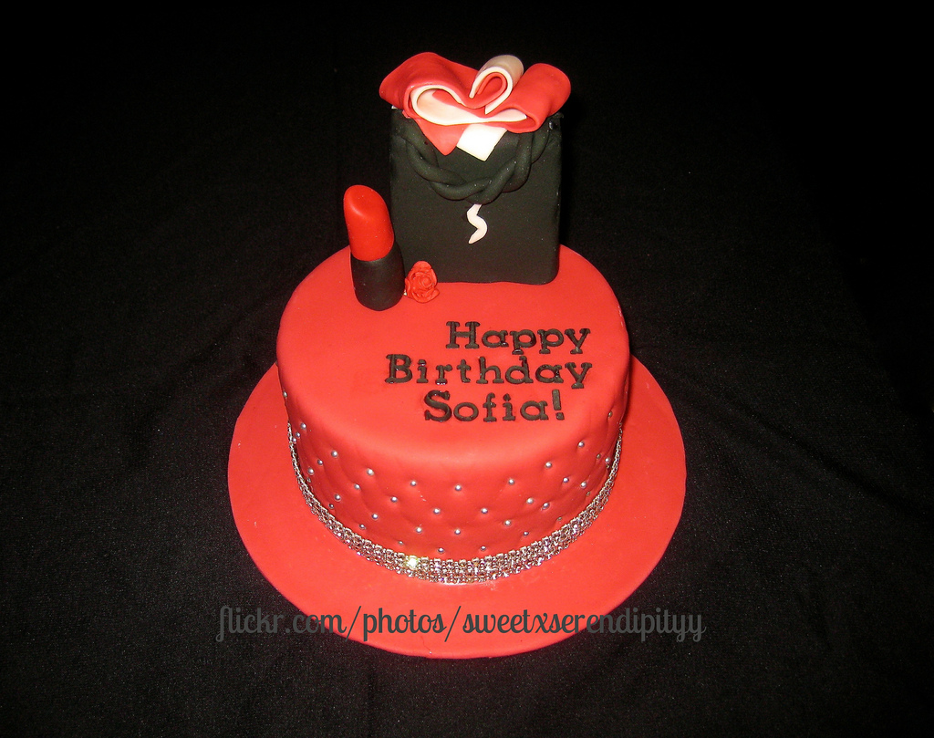 12 Photos of Makeup Birthday Cakes Red Bling