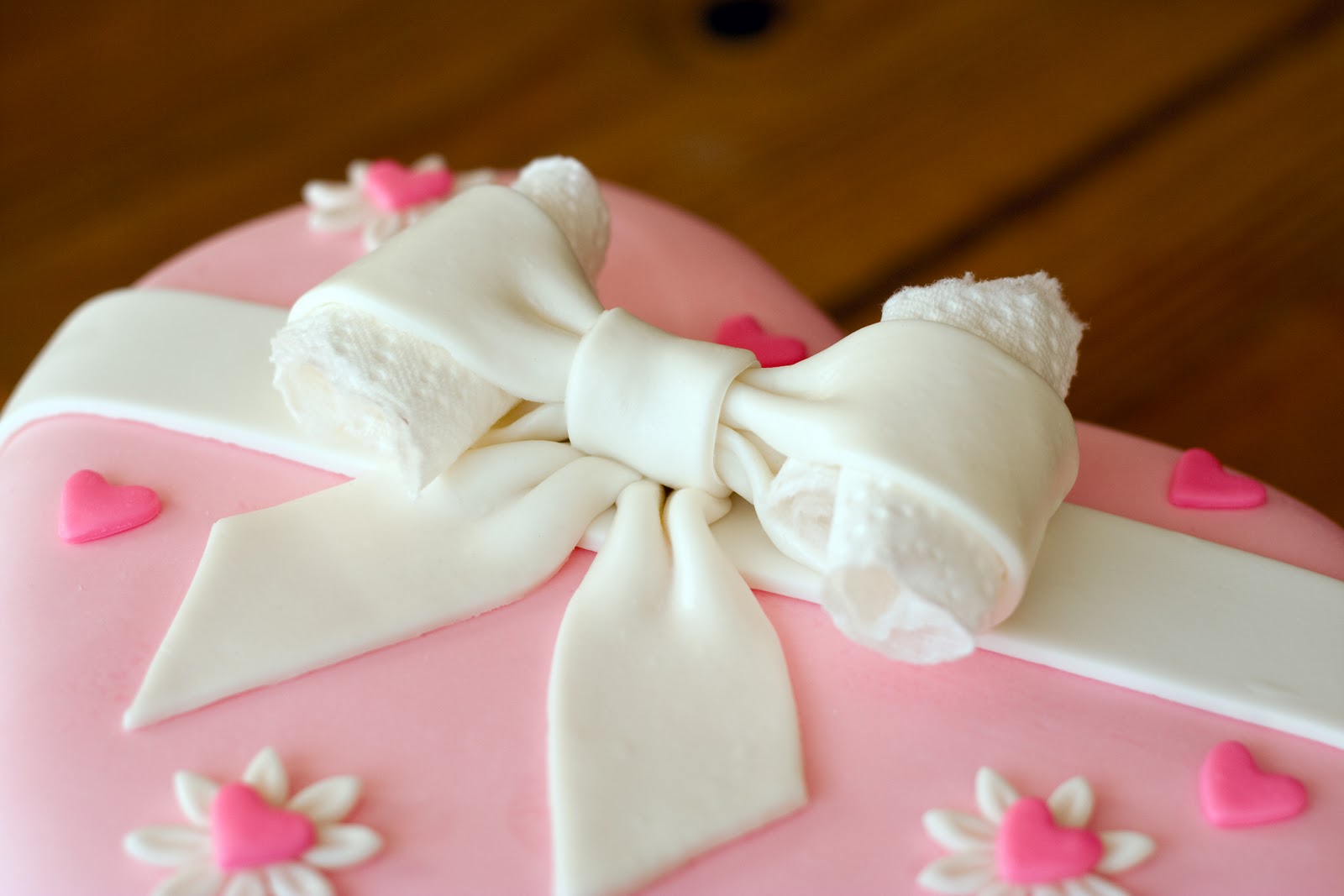 Bow Tie Shaped Cake