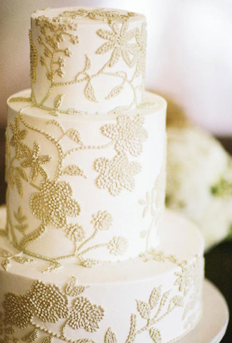 10 Photos of Traditional 3 Tier Buttercream Wedding Cakes