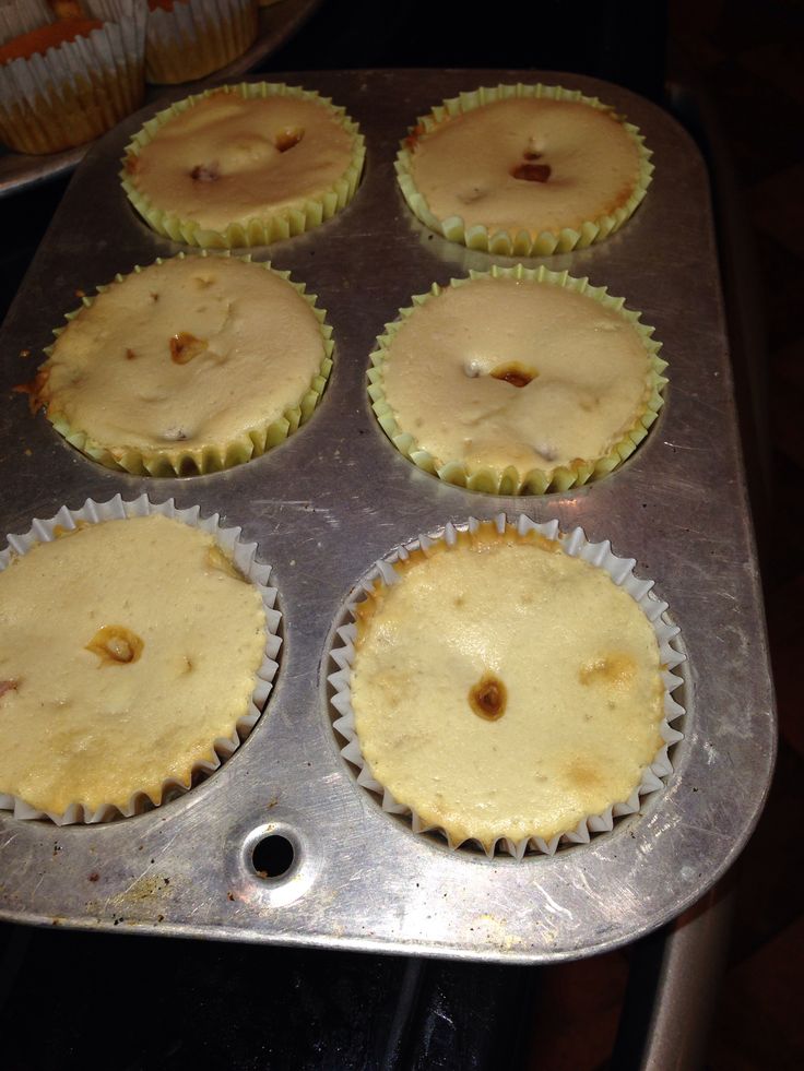 Cheesecake Cupcakes with Vanilla Wafers