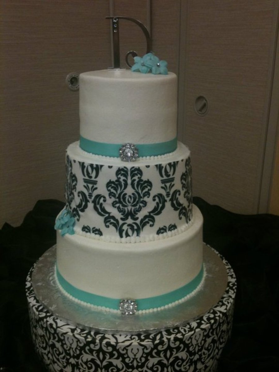 Damask Print Wedding Cake