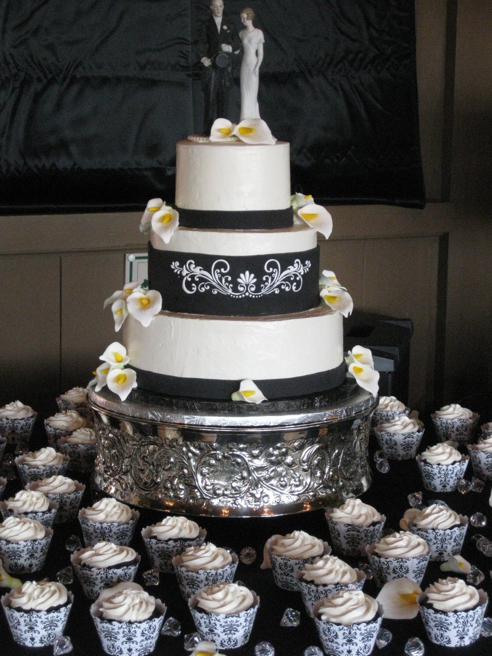 Damask Wedding Cake Buttercream