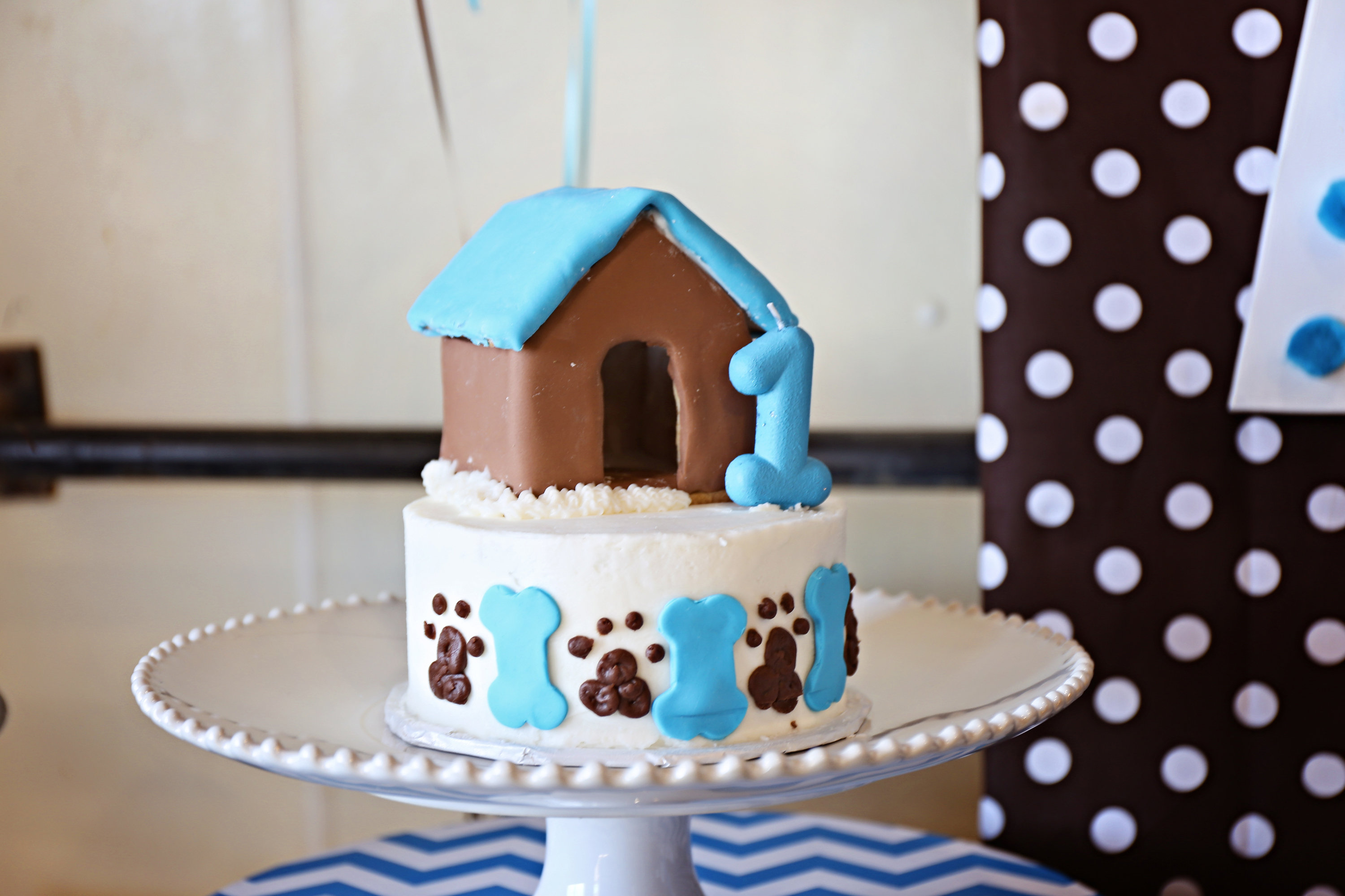 Dog Themed Birthday Party Cake Idea