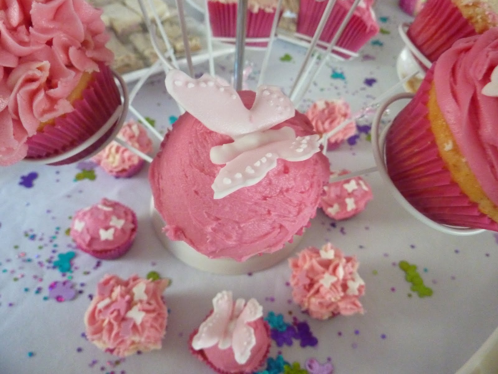 Girls 1st Birthday Cupcakes