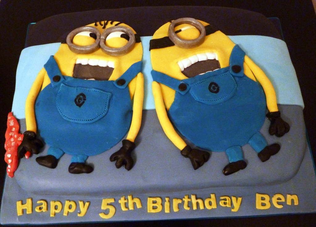 Minion Flat Birthday Cake