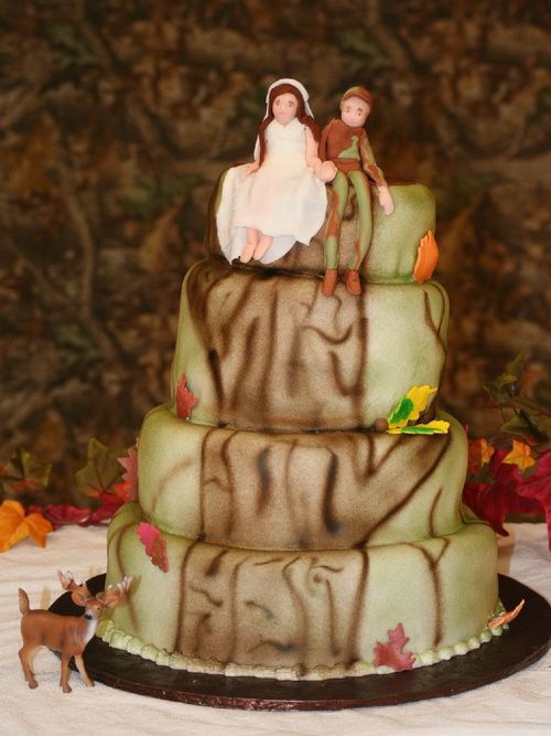 Mossy Oak Camo Wedding Cake