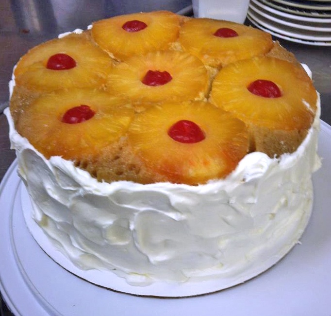 Pineapple Upside Down Cake Cheesecake