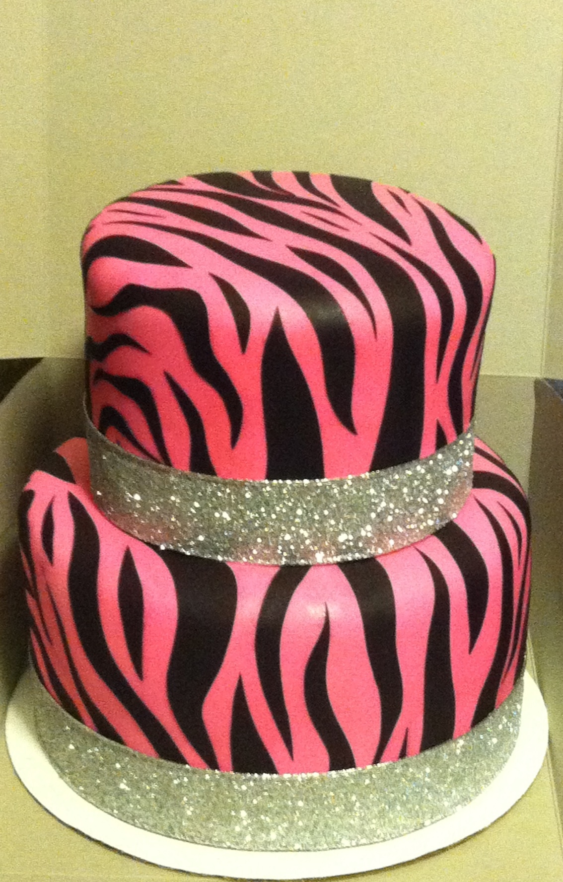 12 Photos of Pink And Zebra Stripe Birthday Cakes