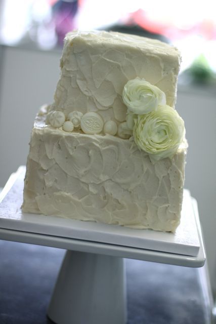 Square Wedding Cakes with Cream Cheese Frosting