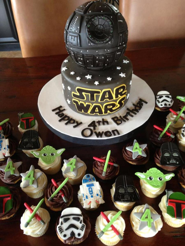 Star Wars Cake and Cupcakes