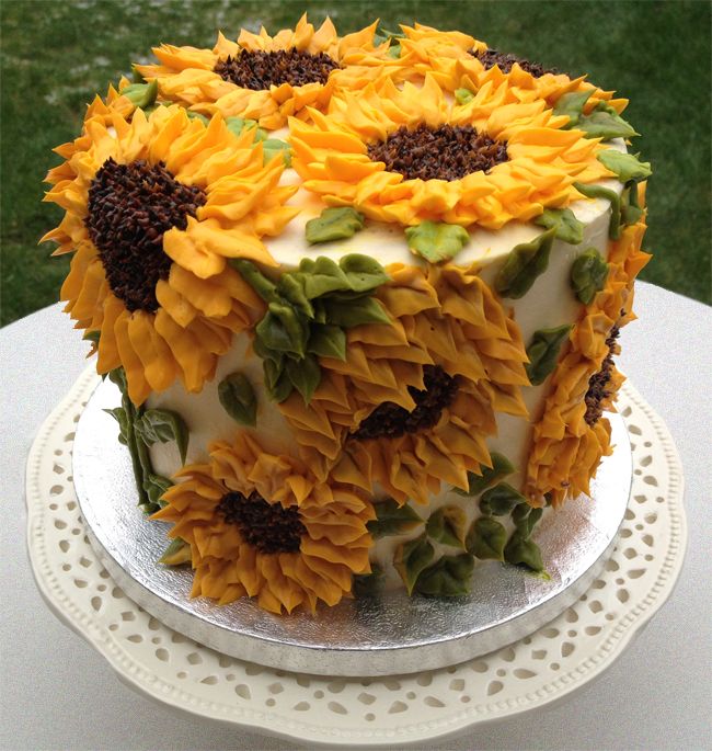 6 Photos of Cakes Buttercream Sunflowers