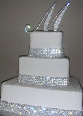 Wedding Cakes with Diamonds Crystals