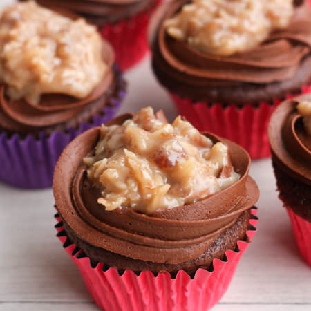 White Chocolate Raspberry Cheesecake Cupcake Recipe