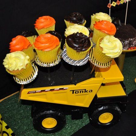 Construction Baby Shower Cupcakes