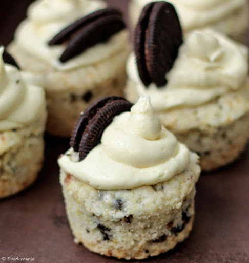 Cookies and Cream Cupcakes From Scratch