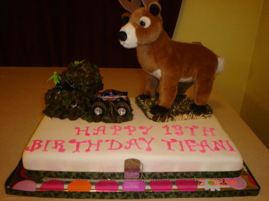 Deer Hunting Birthday Cake