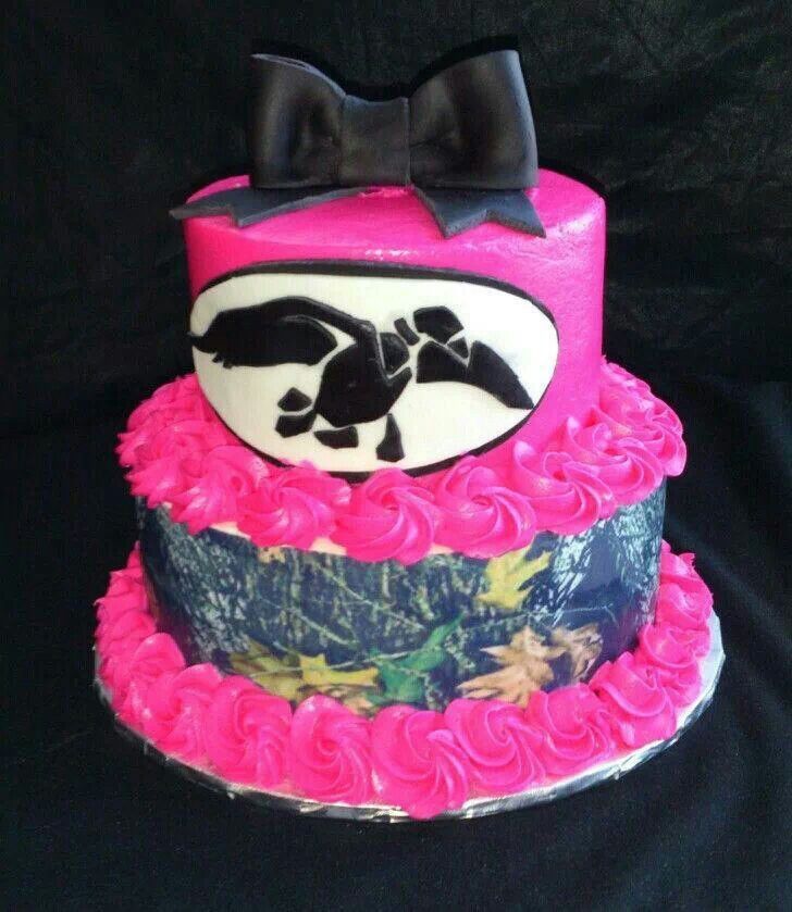 Duck Dynasty Pink Camo Birthday Cake